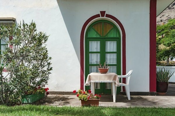 Comment aménager une buanderie compacte dans un placard ?